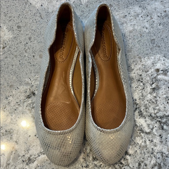 Corso Como Corso Como Gold and Silver Ballet Flats & Loafers Size 6.5 - Picture 6 of 6